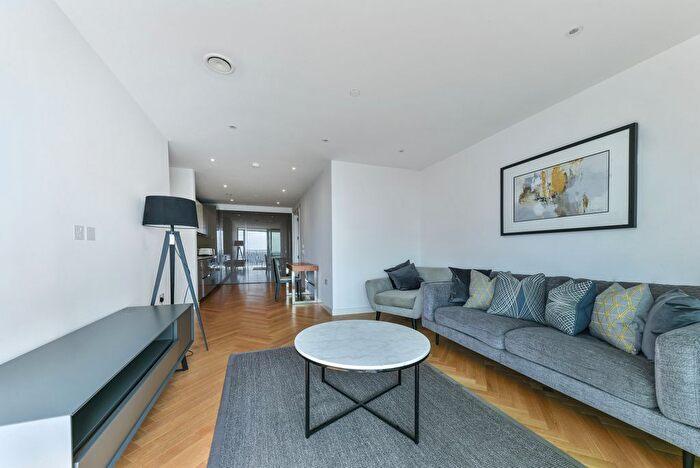 1 Bedroom Flat To Rent In Southwark Bridge Road, London, Elephant And Castle, SE1