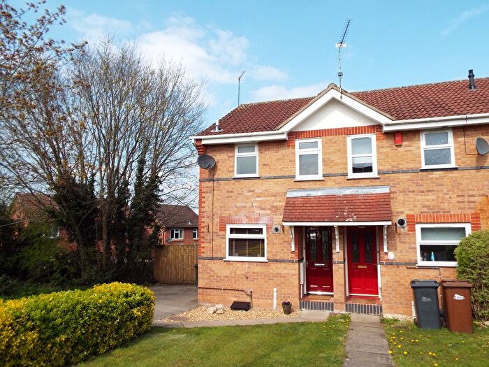 2 Bedroom Property To Rent In Ashbrook Close, Uttoxeter, ST14