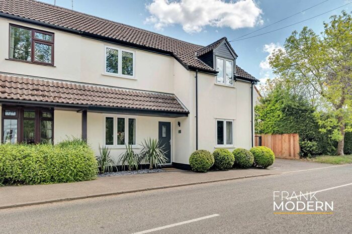 4 Bedroom Semi-Detached House For Sale In Sawtry Road, Glatton, PE28