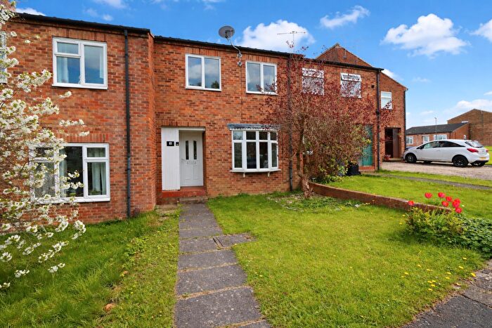 2 Bedroom House For Sale In Holme Hall Crescent, Holme Hall, S40