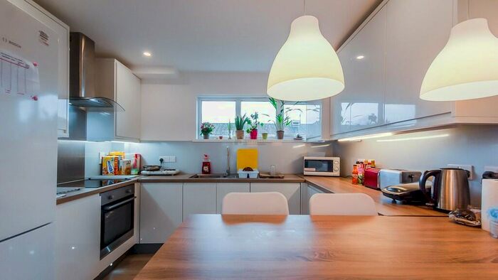 5 Bedroom Terraced House To Rent In Leeson Walk, Harborne, Birmingham, B17