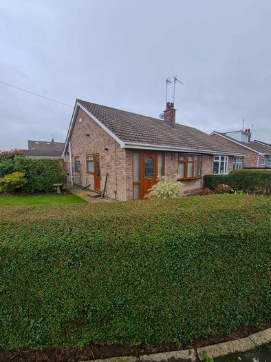 2 Bedroom Property To Rent In Ridgestone Avenue, Hull, HU11