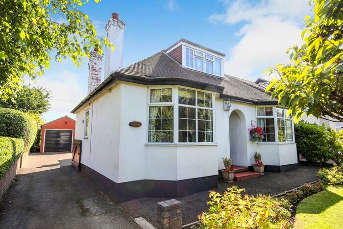 3 Bedroom Detached Bungalow For Sale In Runcorn Road, Little Leigh, Northwich, CW8