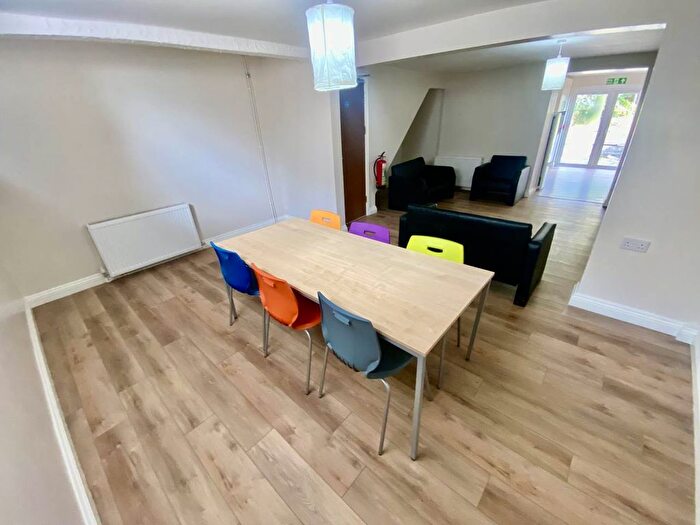 5 Bedroom Property To Rent In Westbury Street, Brynmill, Swansea, SA1