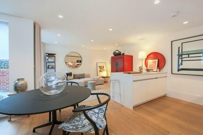 1 Bedroom Flat To Rent In York Street Chambers, York Street, London, W1H