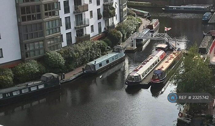 2 Bedroom Flat To Rent In The Glasshouse, Birmingham, B16