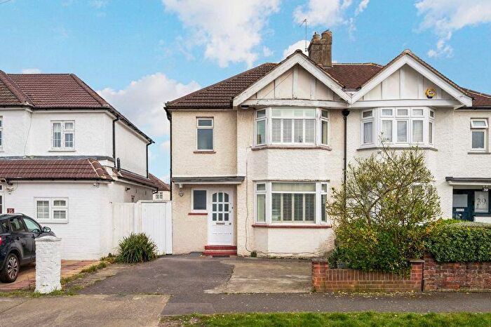 3 Bedroom Semi Detached House To Rent In Kingsmead Avenue, Surbiton, KT6