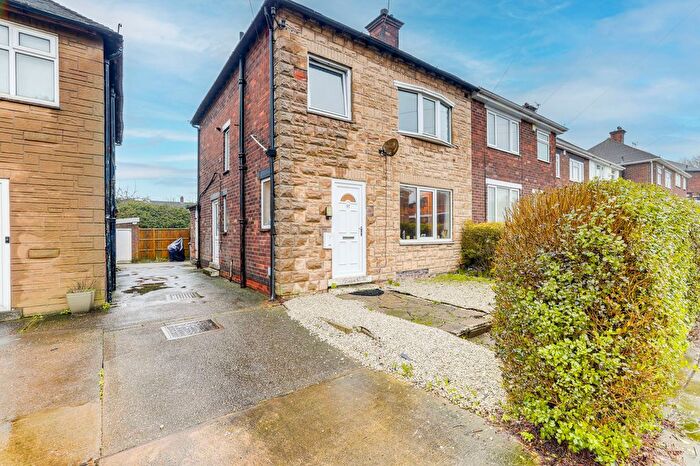 3 Bedroom Semi-detached House For Sale In Rockwood Crescent, Hucknall, NG15