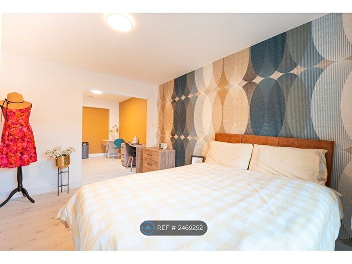 Studio To Rent In Cheney Way, Cambridge, CB4