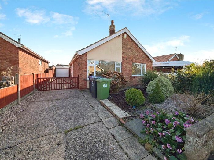 2 Bedroom Bungalow For Sale In The Close, Sturton By Stow, Lincoln, Lincolnshire, LN1