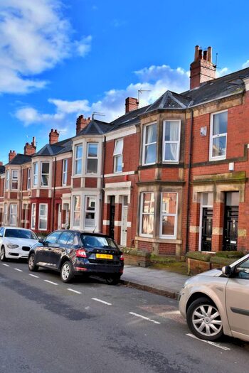 7 Bedroom Maisonette To Rent In Shortridge Terrace, Jesmond, Newcastle Upon Tyne, NE2