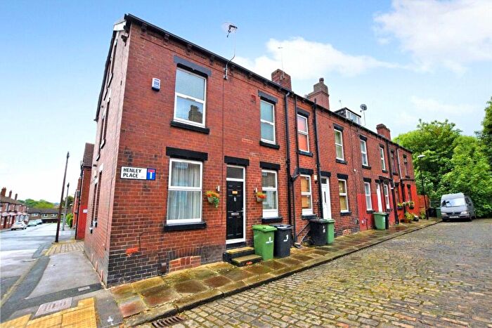 2 Bedroom Terraced House To Rent In Henley Place, Leeds, West Yorkshire, LS13