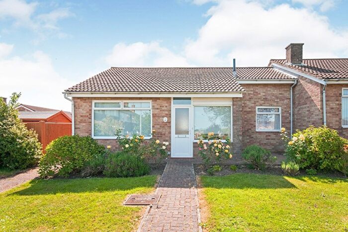 2 Bedroom Bungalow To Rent In Anderida Road, Eastbourne, East Sussex, BN22