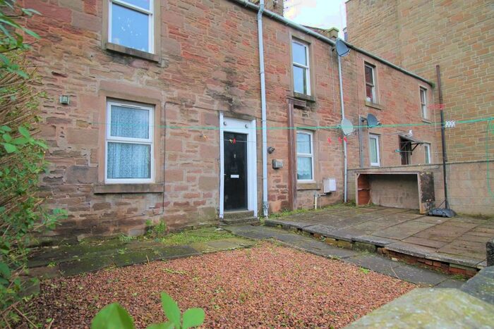2 Bedroom Flat To Rent In Baxter Street, Dundee, DD2