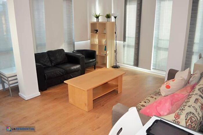 2 Bedroom Flat To Rent In Broughton House, West Street, Sheffield, South Yorkshire, S1