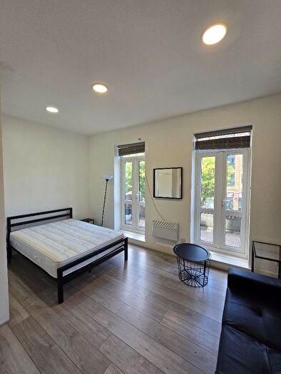 1 Bedroom Flat To Rent In Seven Sisters Road, London, N7