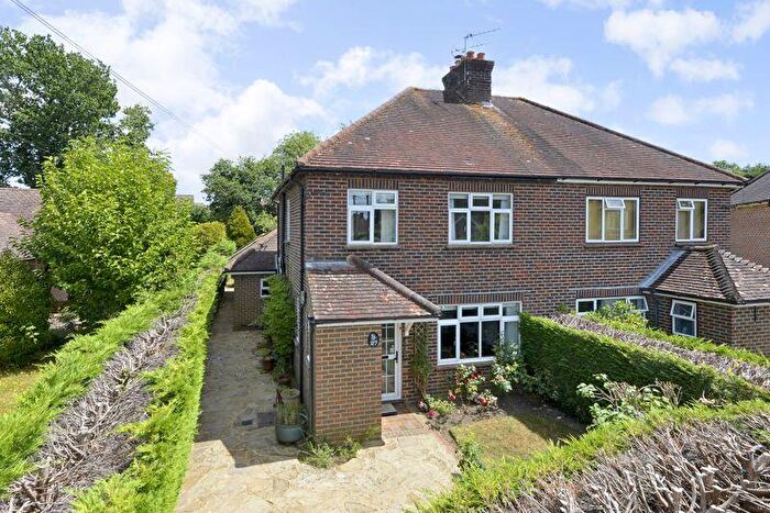 4 Bedroom Semi-Detached House For Sale In The Drive, Cranleigh, GU6