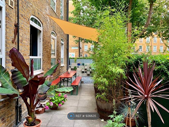 2 Bedroom Flat To Rent In Grendon House, London, E9