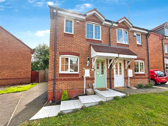 2 Bedroom Semi-Detached House For Sale In Waterford Way, Coventry, West Midlands, CV3