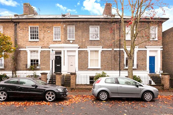 2 Bedroom Flat To Rent In Downham Road, Islington, N1