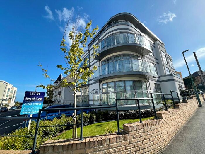 2 Bedroom Flat To Rent In Alum Grange, Burnaby Road, Bournemouth, Dorset, BH4