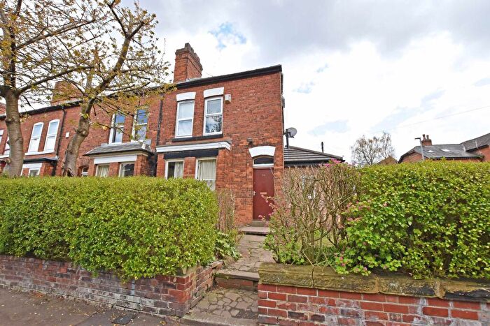 6 Bedroom Terraced House For Sale In Lombard Grove, Fallowfield, M14