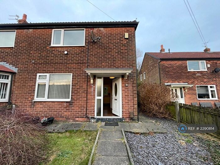 2 Bedroom Semi-Detached House To Rent In Arnside Grove, Bolton, BL2