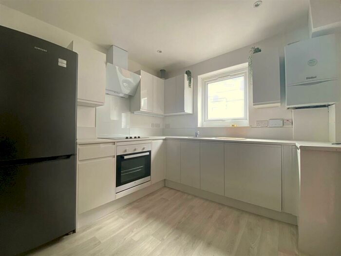 5 Bedroom Flat To Rent In London Road - Smart & Spacious, BN1