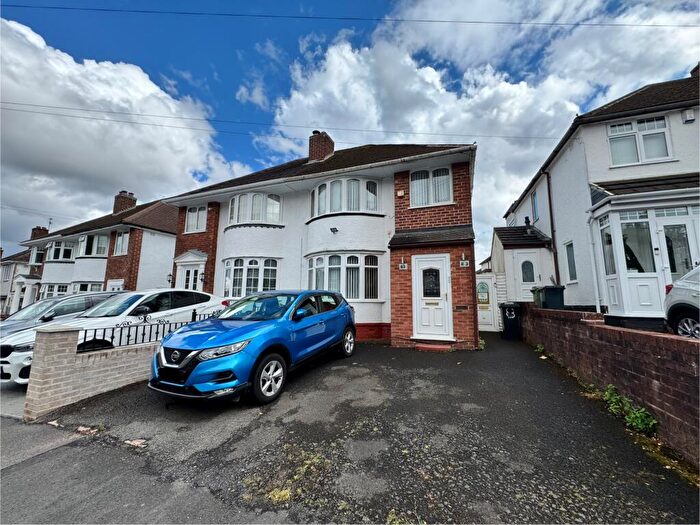 3 Bedroom House To Rent In Rosemary Crescent, Dudley, DY1