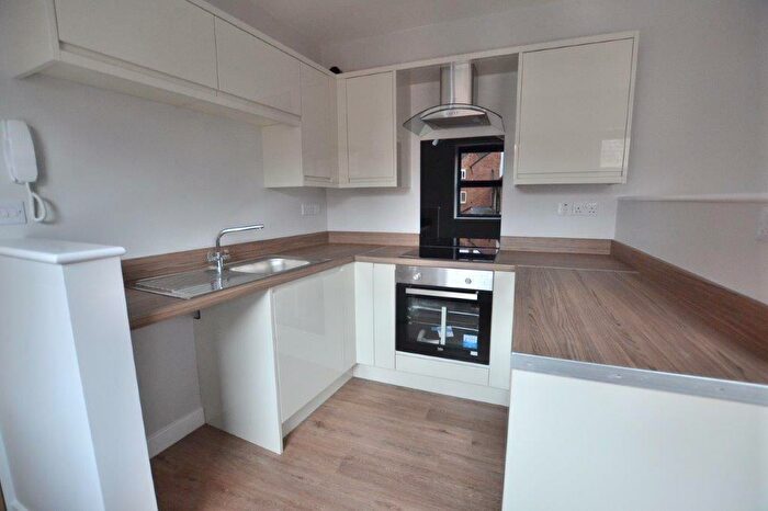 1 Bedroom Flat To Rent In Albert Terrace, Loughborough, LE11