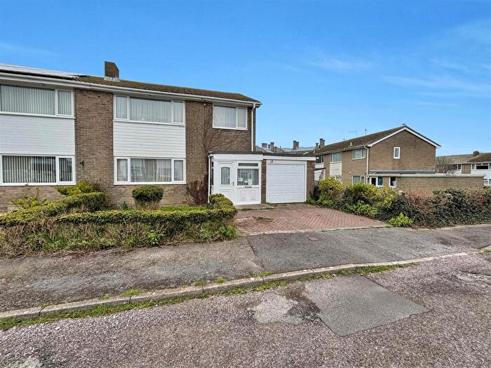 3 Bedroom House For Sale In Shepherds Croft, Portland, DT5