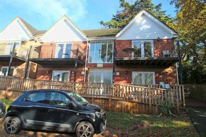 2 Bedroom Apartment To Rent In Creek Gardens, Wootton Bridge, Ryde, PO33