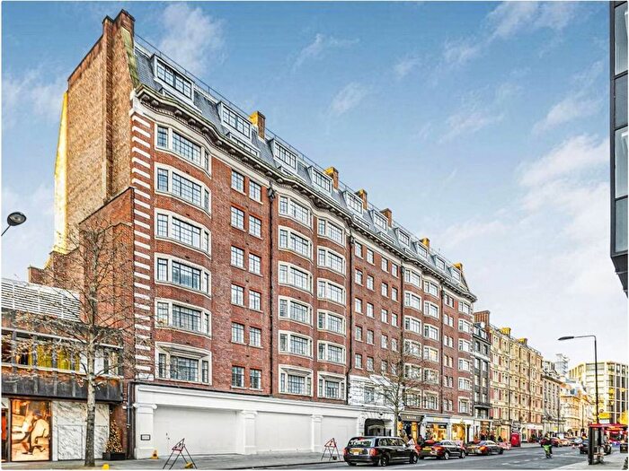 2 Bedroom Flat To Rent In Sloane Street, Knightsbridge, London, SW1X