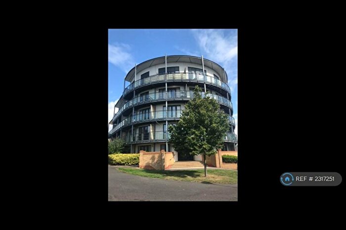 2 Bedroom Flat To Rent In Fieldfare Lane, Greenhithe, DA9