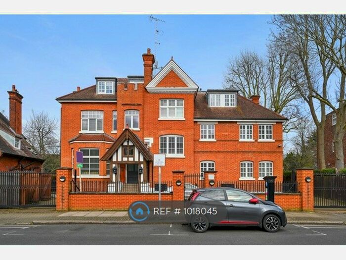 2 Bedroom Flat To Rent In Keswick Road, London, SW15