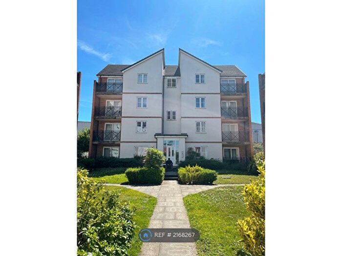 2 Bedroom Flat To Rent In Poppleton Close, Coventry, CV1