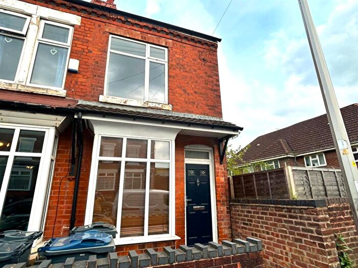 2 Bedroom End Of Terrace House To Rent In Charlotte Road, Stirchley, Birmingham, B30