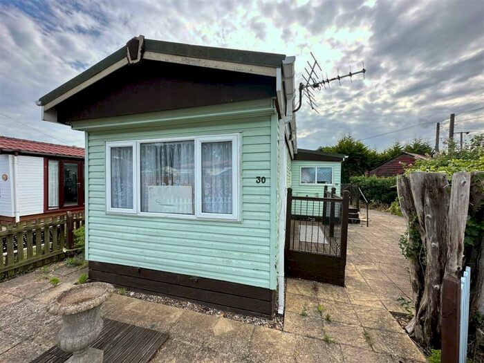 2 Bedroom Park Home For Sale In Frating Caravan Park, Clacton Road, Frating, CO7