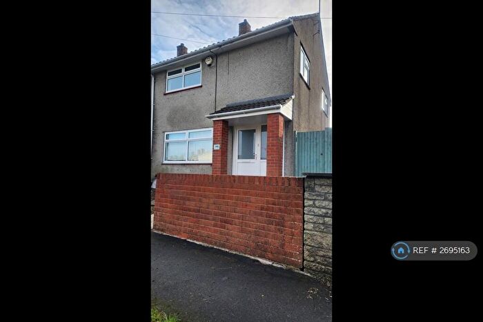 3 Bedroom Semi Detached House To Rent In Four Acres, Bristol, BS13