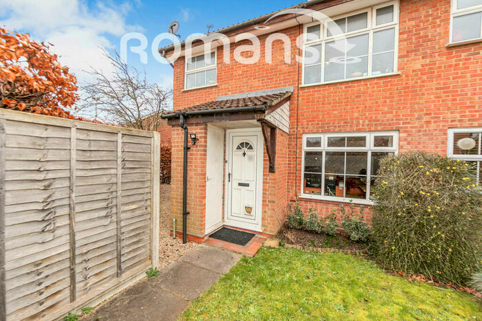 1 Bedroom Maisonette To Rent In Armstrong Way, Woodley, RG5