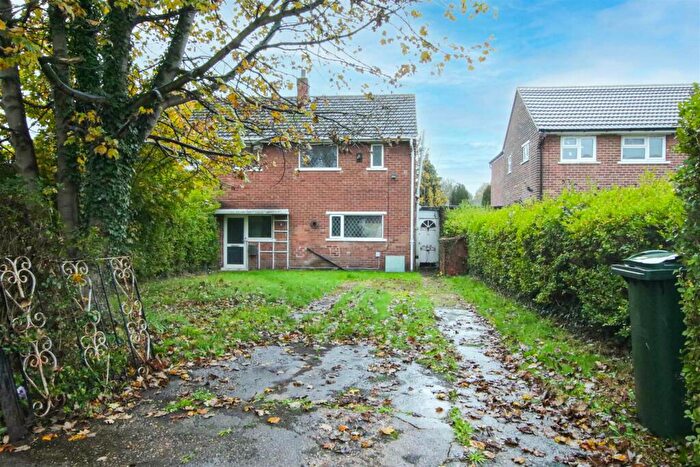 3 Bedroom Semi-Detached House For Sale In Coterel Crescent, Doncaster, DN4