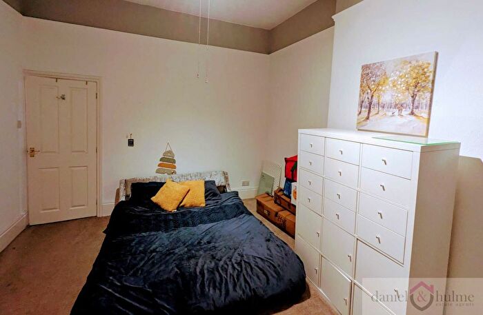 3 Bedroom End Of Terrace House For Sale In Buxton Road, Leek, Staffordshire, ST13