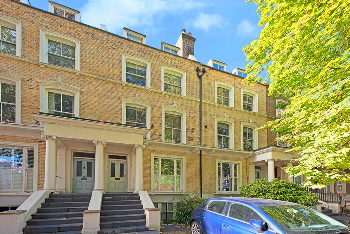 3 Bedroom Flat To Rent In Stamford Hill, N16