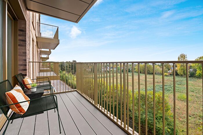 2 Bedroom Flat For Sale In Laney House, Kidbrooke Village, Greenwich, SE3