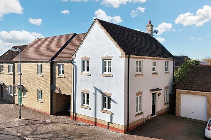 3 Bedroom Link Detached House For Sale In Myrtle Drive, Burwell, CB25