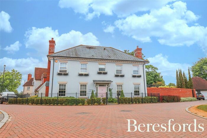 5 Bedroom Detached House For Sale In Old Mill Close, Aythorpe Roding, CM6