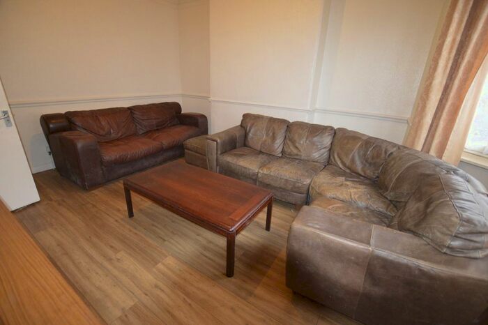 4 Bedroom Terraced House To Rent In St. Albans Road, Evington, LE2