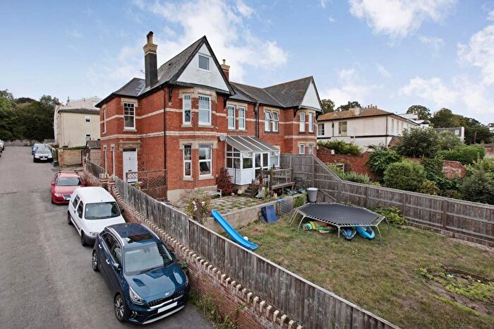 3 Bedroom Flat For Sale In Teignmouth, TQ14