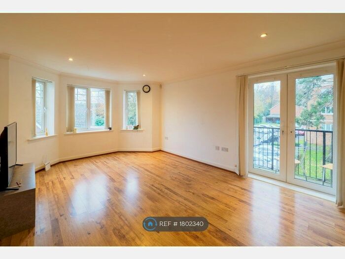 2 Bedroom Flat To Rent In Casel Court, Stanmore, HA7