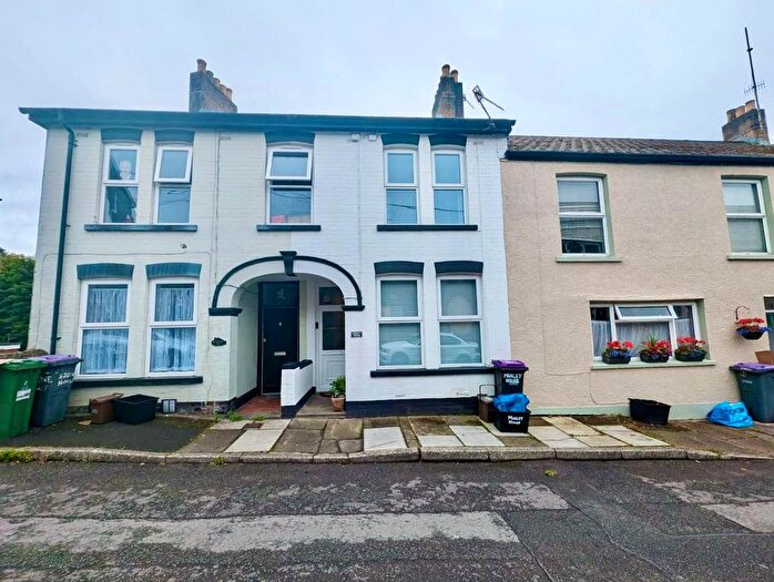 2 Bedroom Terraced House For Sale In Hanbury Road, Pontnewynydd, Pontypool, NP4
